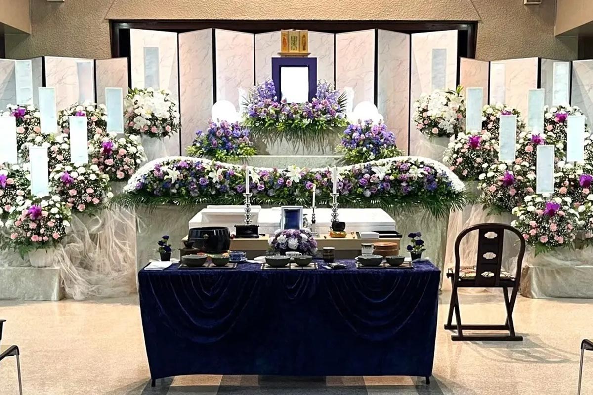 日華斎場での葬儀風景